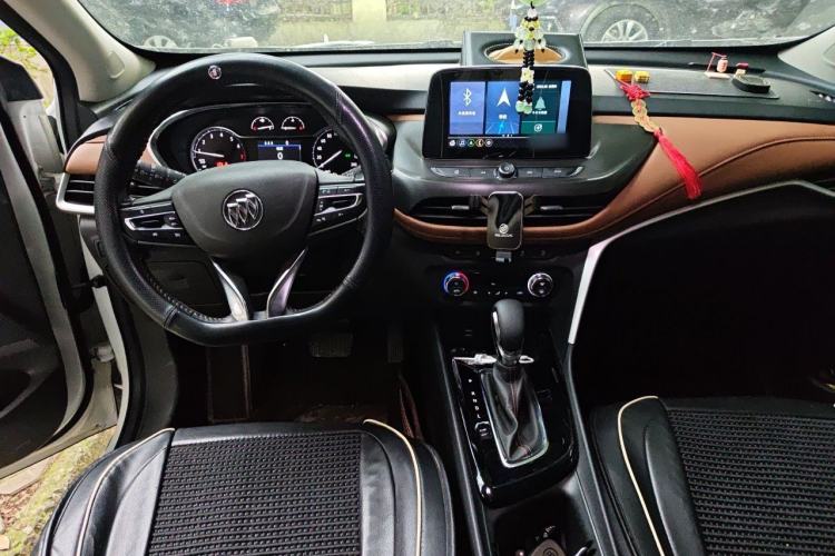 Used Buick Encore 2020 20T CVT Luxury Edition Center Console