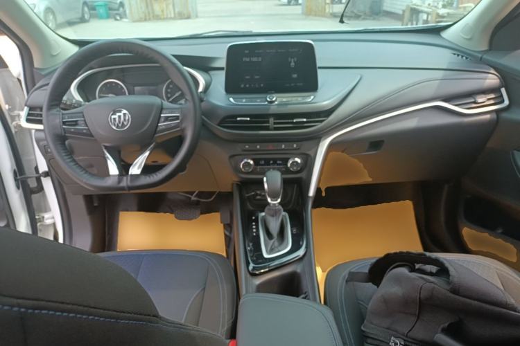 Used Buick Encore 2020 20T CVT Elite Edition Center Console