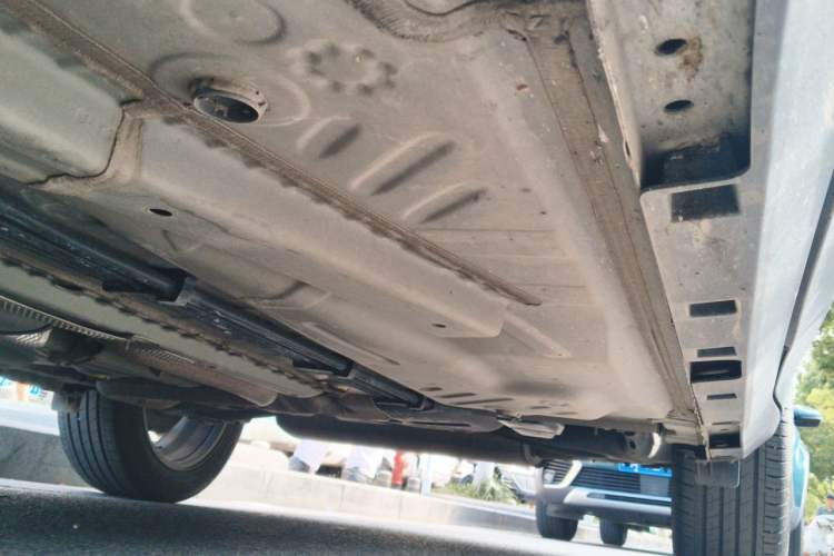 Used Buick Encore 2020 20T CVT Elite Edition Chassis Front Left