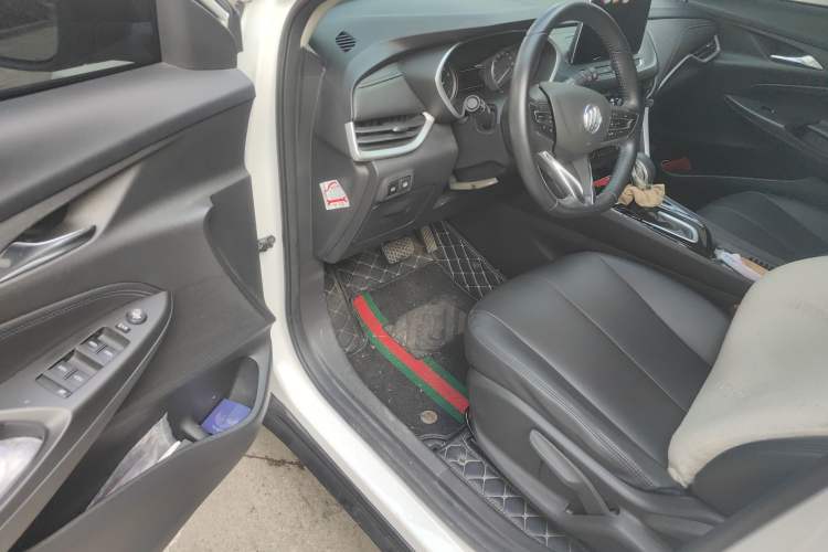 Used Buick Encore 2020 20T CVT Elite Edition Driver Seat