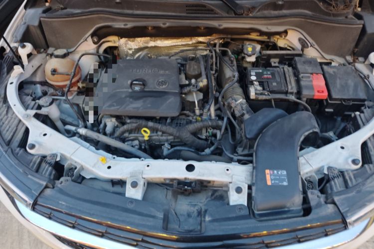 Used Buick Encore 2020 20T CVT Elite Edition Engine Bay