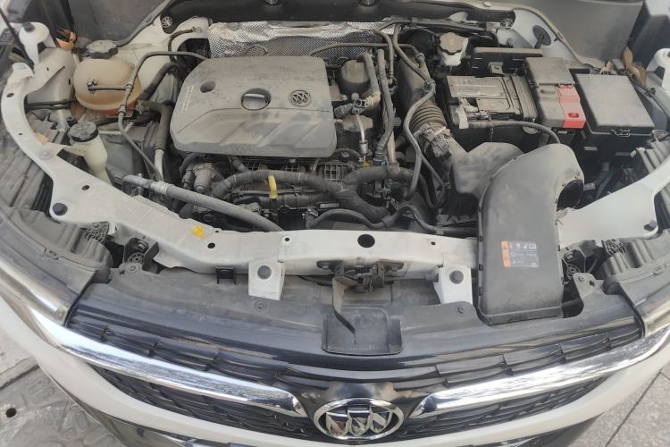 Used Buick Encore 2020 20T CVT Elite Edition Engine Bay