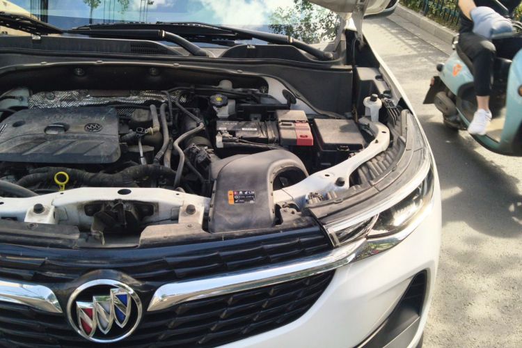 Used Buick Encore 2020 20T CVT Elite Edition Engine Bay Left