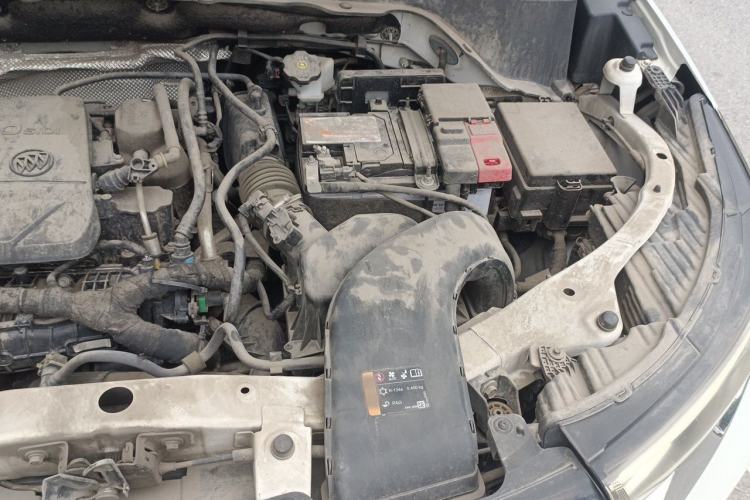 Used Buick Encore 2020 20T CVT Elite Edition Engine Bay Left