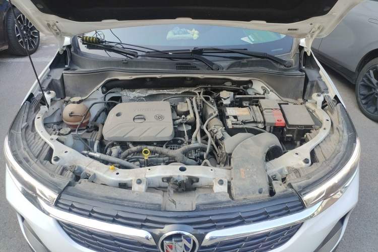 Used Buick Encore 2020 20T CVT Elite Edition Engine Bay