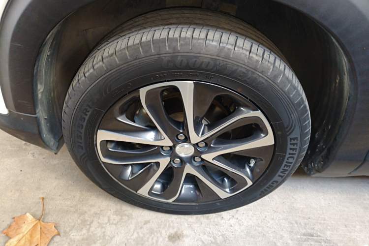 Used Buick Encore 2020 20T CVT Elite Edition Exterior 3