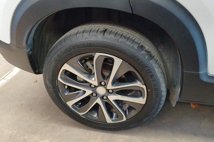 Used Buick Encore 2020 20T CVT Elite Edition Exterior 4