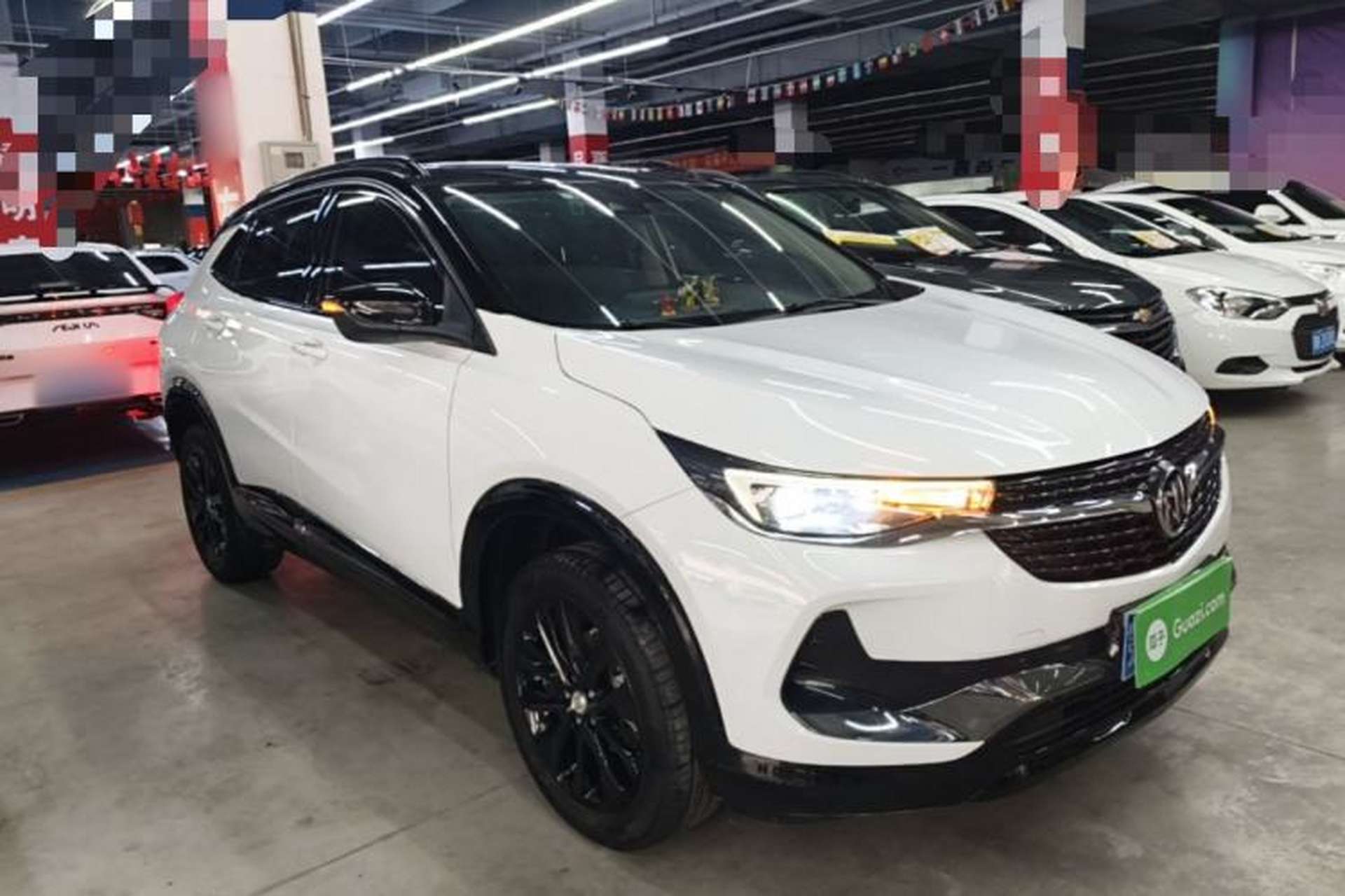 Used Buick Encore 2020 20T CVT Elite Edition Front Right 45 Deg