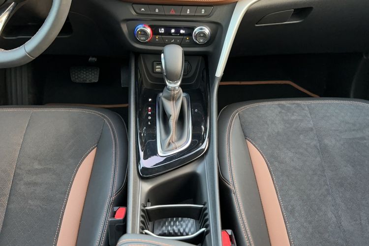 Used Buick Encore 2020 20T CVT Luxury Edition Gear Lever