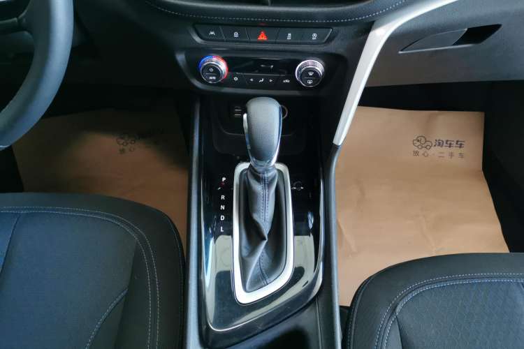Used Buick Encore 2020 20T CVT Elite Edition Gear Lever