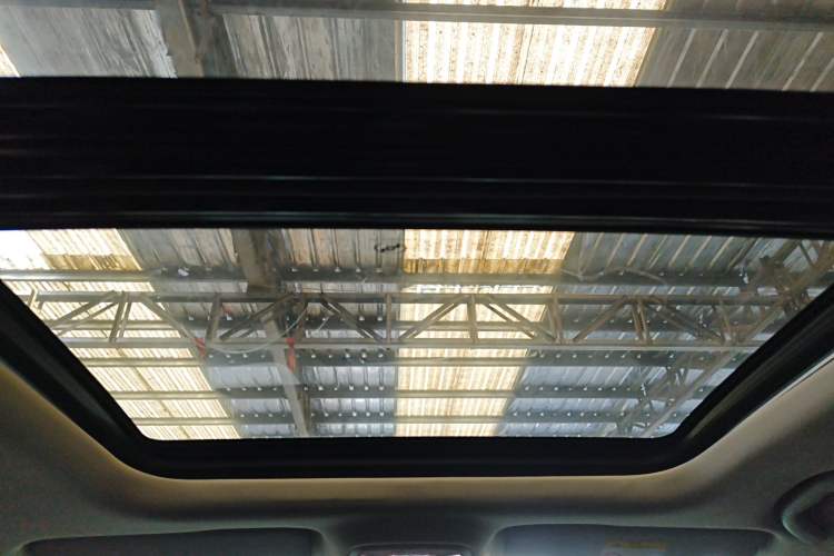 Used Buick Encore 2020 20T CVT Elite Edition Headliner
