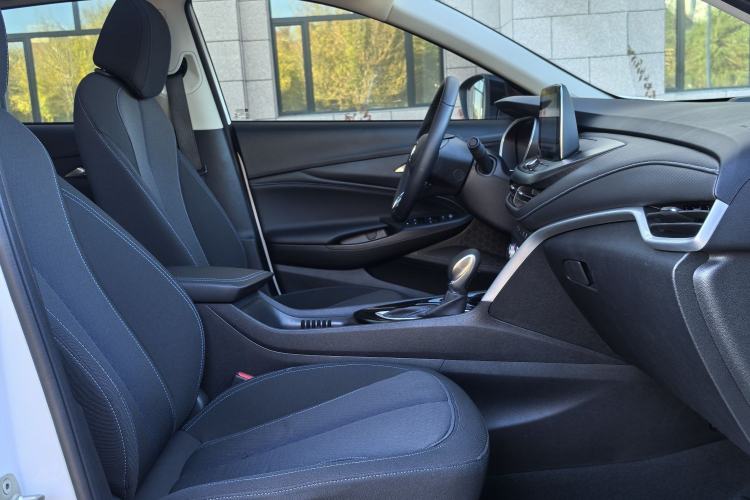 Used Buick Encore 2020 20T CVT Elite Edition Interior 2