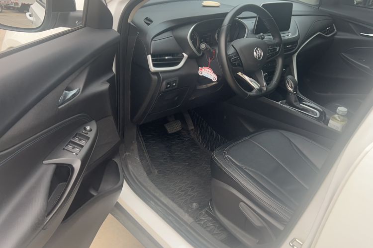 Used Buick Encore 2020 20T CVT Elite Edition Interior 2