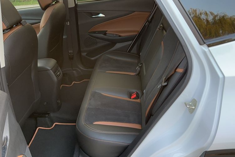 Used Buick Encore 2020 20T CVT Luxury Edition Interior 5