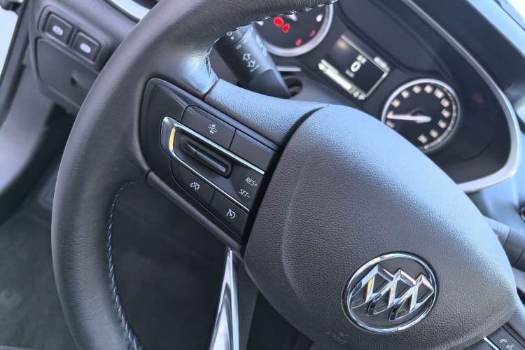 Used Buick Encore 2020 20T CVT Elite Edition Interior 6