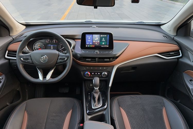 Used Buick Encore 2020 20T CVT Luxury Edition Interior 8