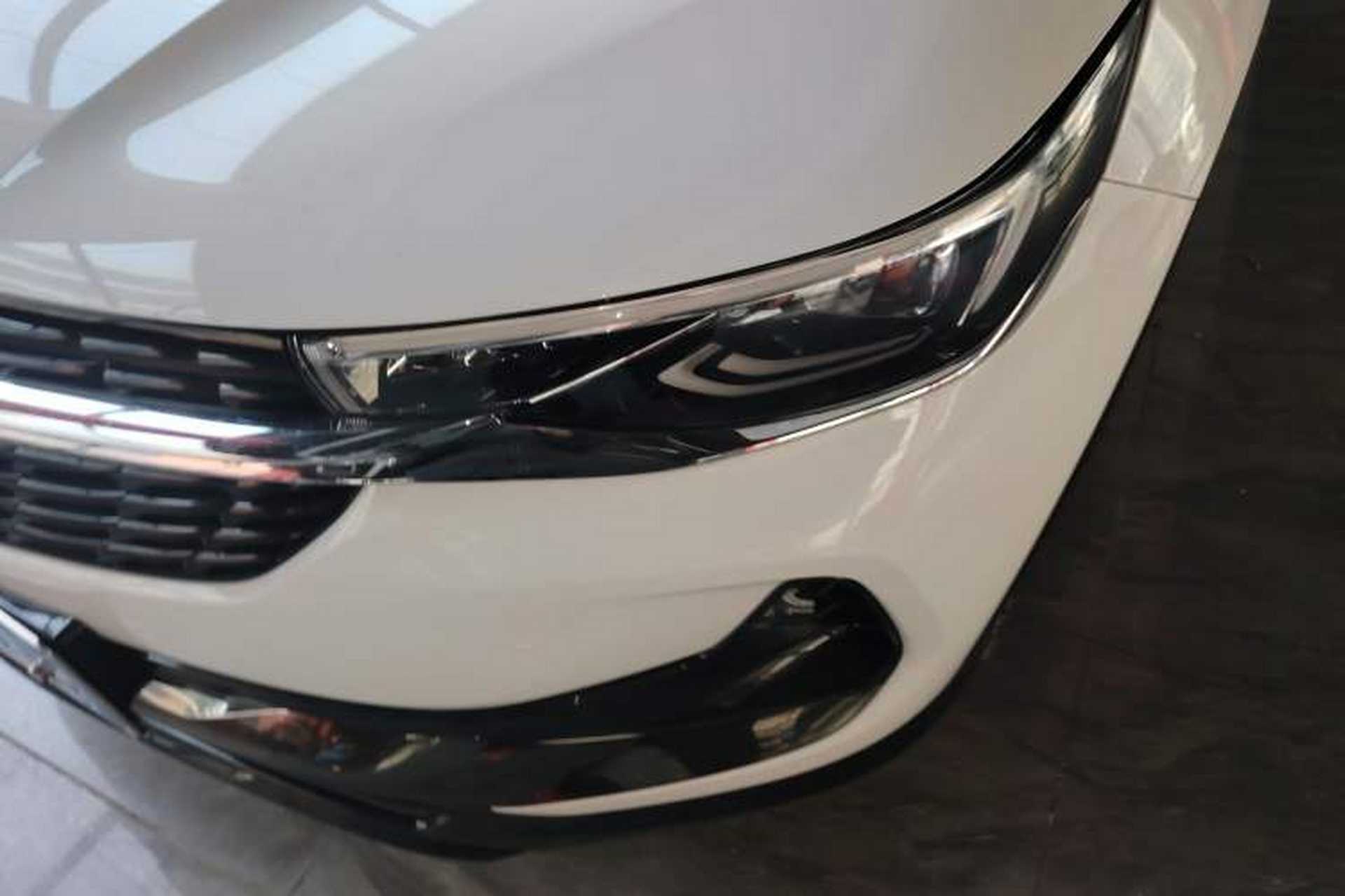 Used Buick Encore 2020 20T CVT Luxury Edition Left Front Headlight