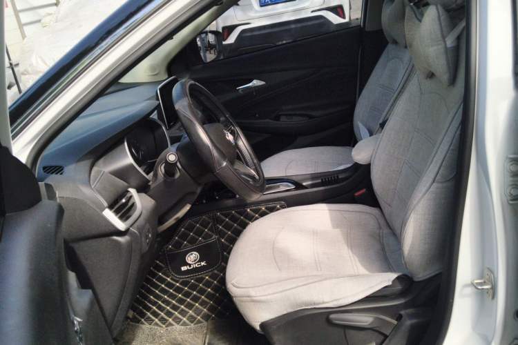 Used Buick Encore 2020 20T CVT Elite Edition Left Front Seat
