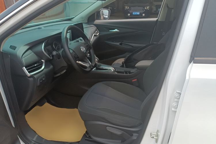 Used Buick Encore 2020 20T CVT Elite Edition Left Front Seat