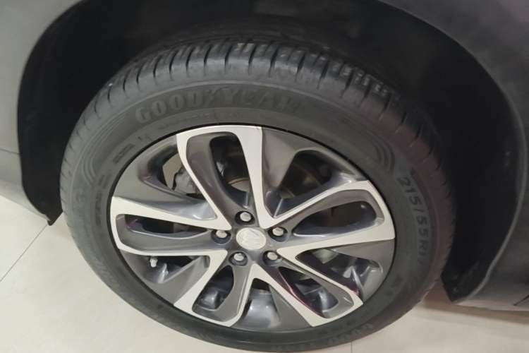 Used Buick Encore 2020 20T CVT Elite Edition Left Front Wheel Hub