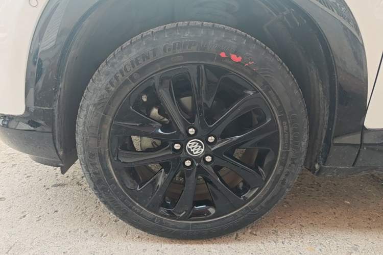 Used Buick Encore 2020 20T CVT Luxury Edition Left Front Wheel Hub