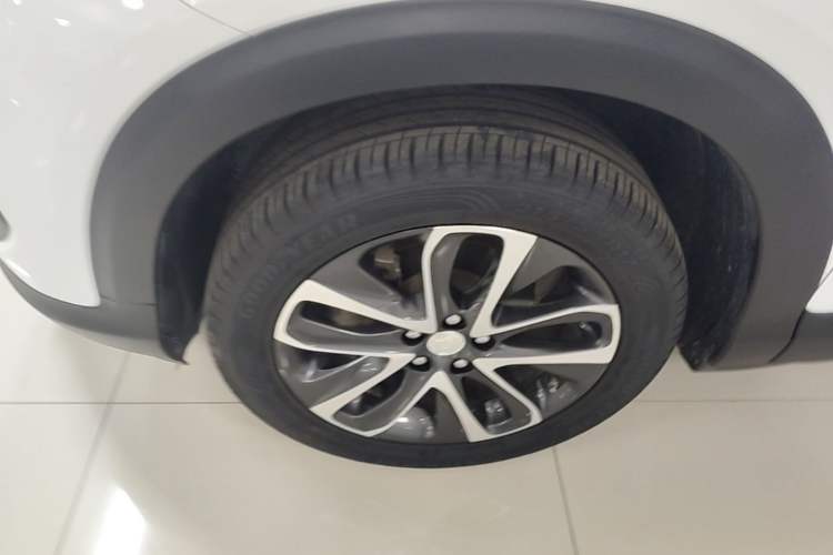 Used Buick Encore 2020 20T CVT Elite Edition Left Front Wheel Hub