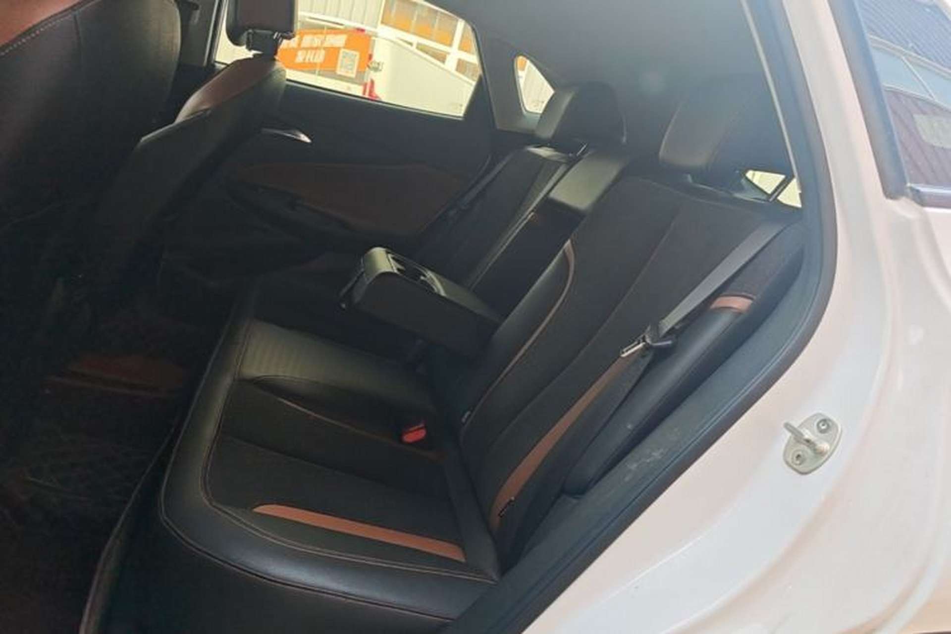 Used Buick Encore 2020 20T CVT Luxury Edition Left Rear Seat