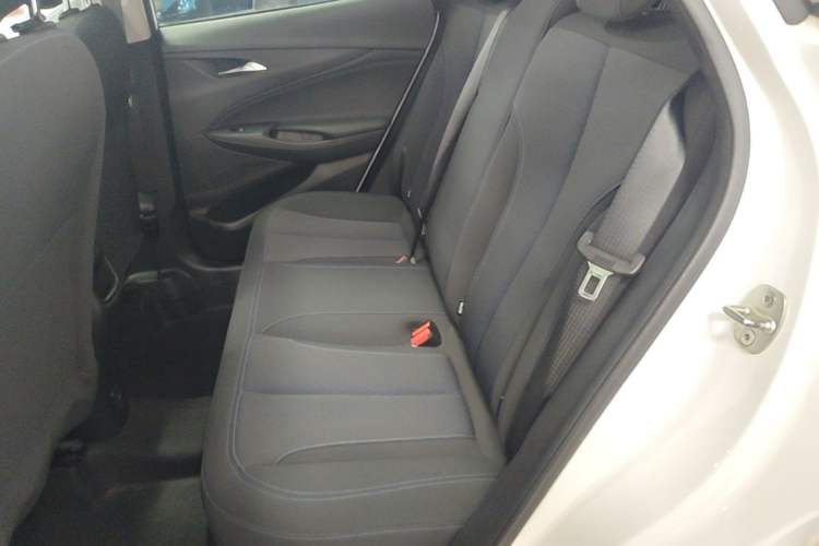 Used Buick Encore 2020 20T CVT Elite Edition Left Rear Seat