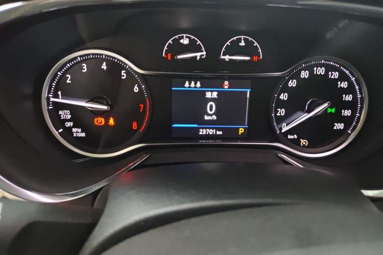 Used Buick Encore 2020 20T CVT Luxury Edition Odometer Close Up