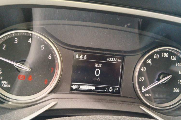 Used Buick Encore 2020 20T CVT Elite Edition Odometer Close Up