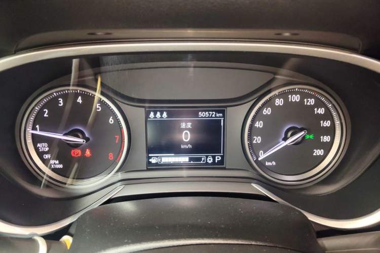Used Buick Encore 2020 20T CVT Elite Edition Odometer Close Up
