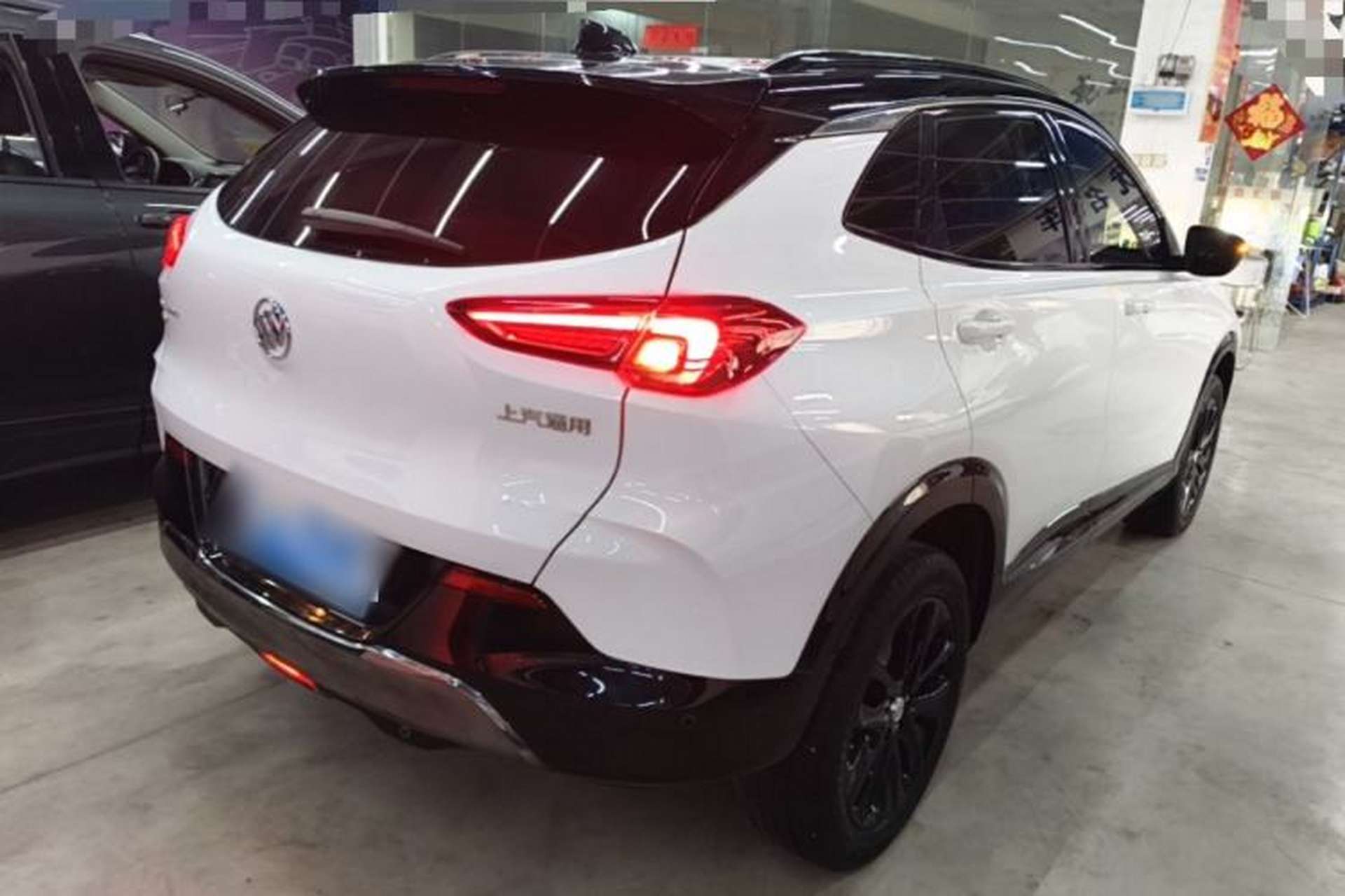 Used Buick Encore 2020 20T CVT Elite Edition Rear Right 45 Deg