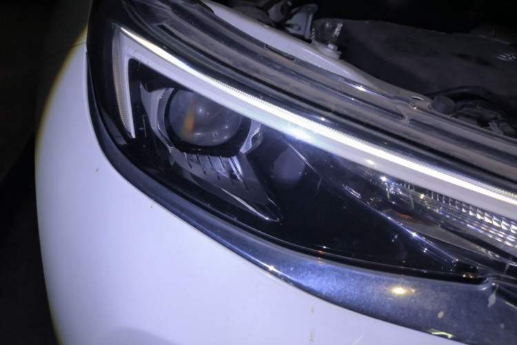 Used Buick Encore 2020 15T Automatic Trend Edition Right Front Headlight