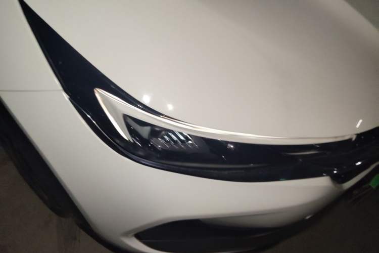 Used Buick Encore 2020 20T CVT Elite Edition Right Front Headlight
