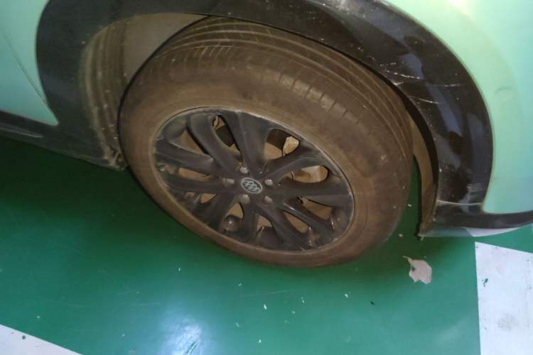 Used Buick Encore 2020 20T CVT Luxury Edition Right Front Wheel Hub