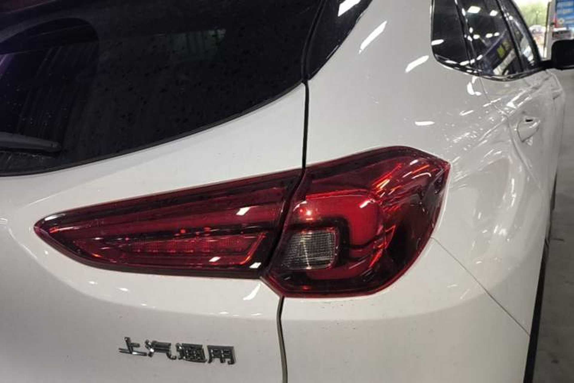 Used Buick Encore 2020 20T CVT Luxury Edition Right Rear Taillight