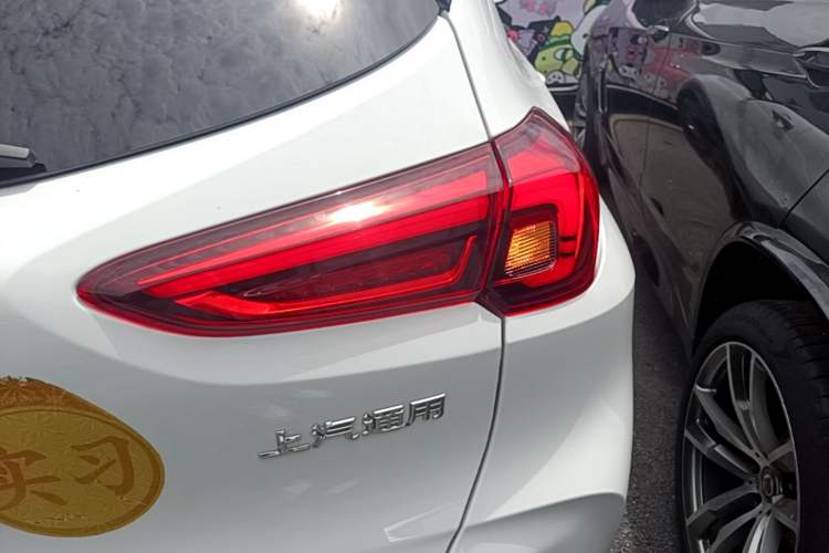 Used Buick Encore 2020 20T CVT Luxury Edition Right Rear Taillight