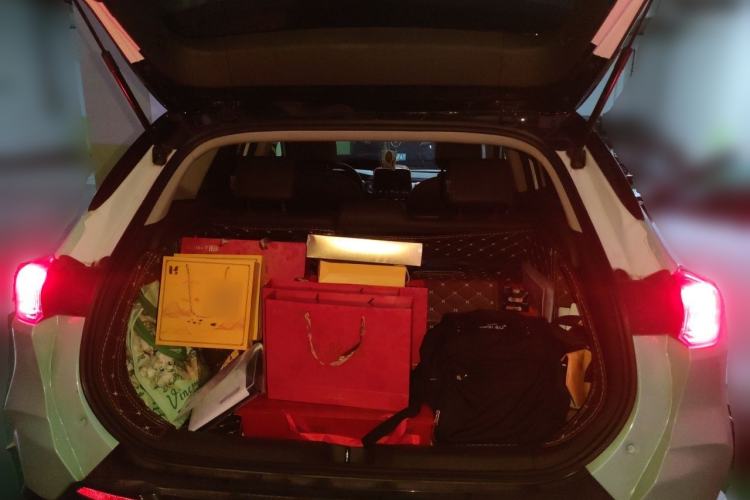 Used Buick Encore 2020 20T CVT Luxury Edition Trunk