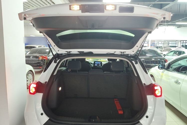 Used Buick Encore 2020 20T CVT Elite Edition Trunk