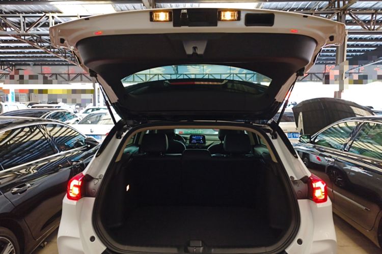 Used Buick Encore 2020 20T CVT Elite Edition Trunk