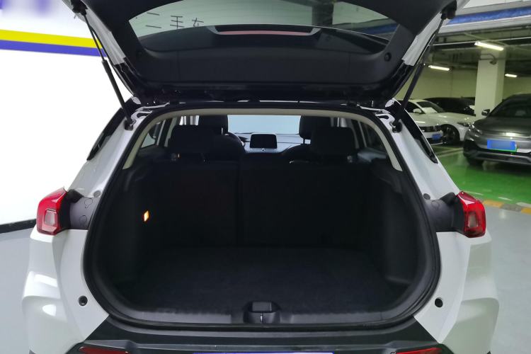 Used Buick Encore 2020 20T CVT Elite Edition Trunk