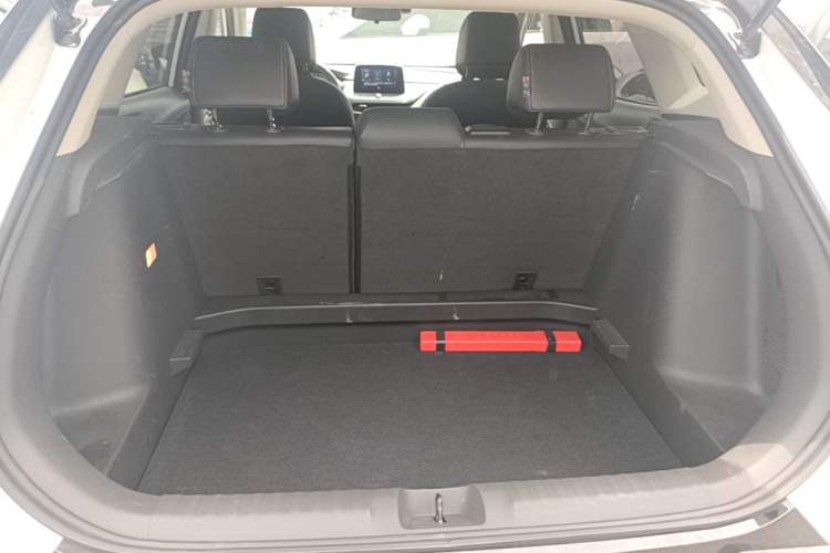 Used Buick Encore 2020 20T CVT Luxury Edition Trunk