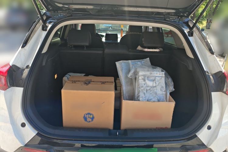 Used Buick Encore 2020 20T CVT Luxury Edition Trunk