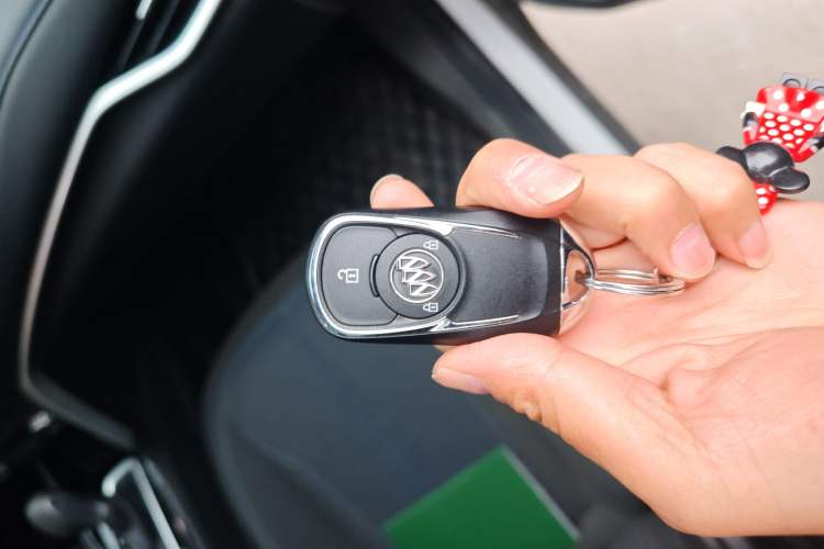 Used Buick Encore 2020 20T CVT Elite Edition Vehicle Key