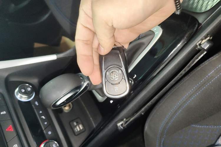 Used Buick Encore 2020 20T CVT Elite Edition Vehicle Key