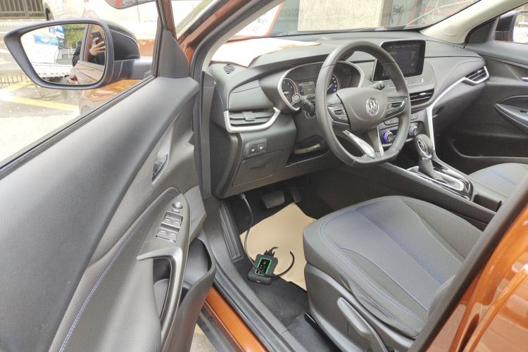 Used Buick Encore 2020 20T CVT Elite Edition Driver Seat