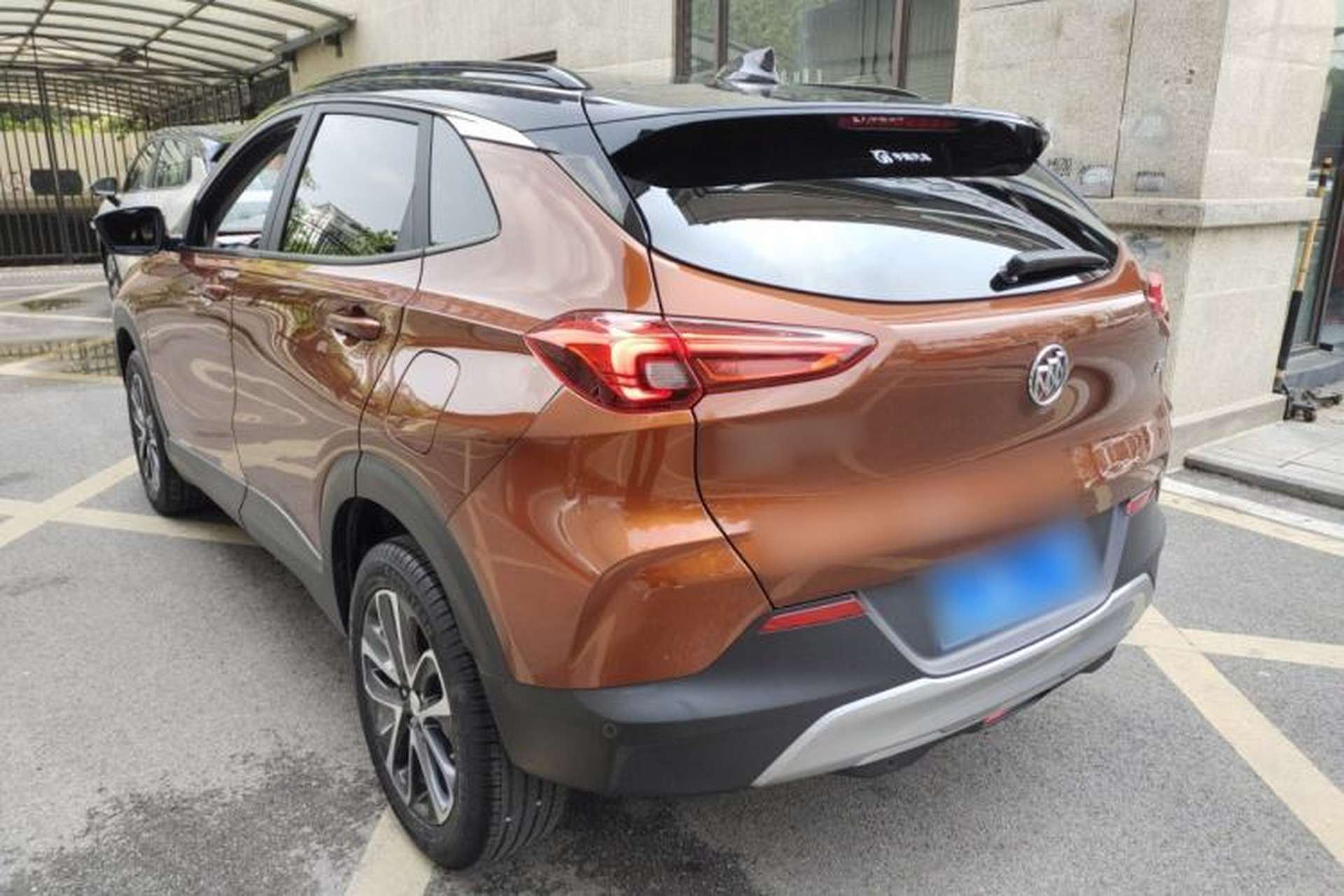 Used Buick Encore 2020 20T CVT Elite Edition Exterior 2