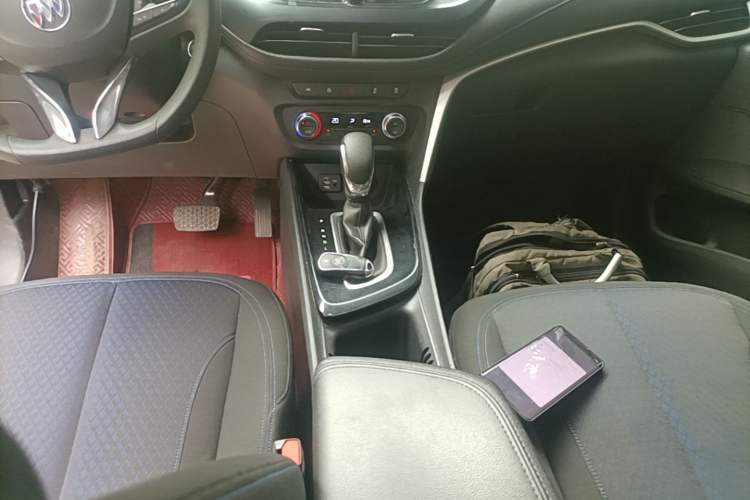 Used Buick Encore 2021 332T CVT Elite Edition Gear Lever