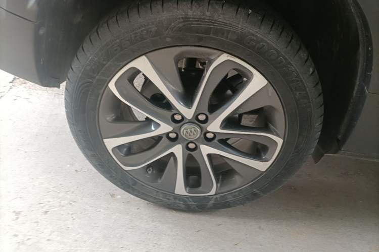 Used Buick Encore 2021 332T CVT Elite Edition Right Rear Wheel Hub