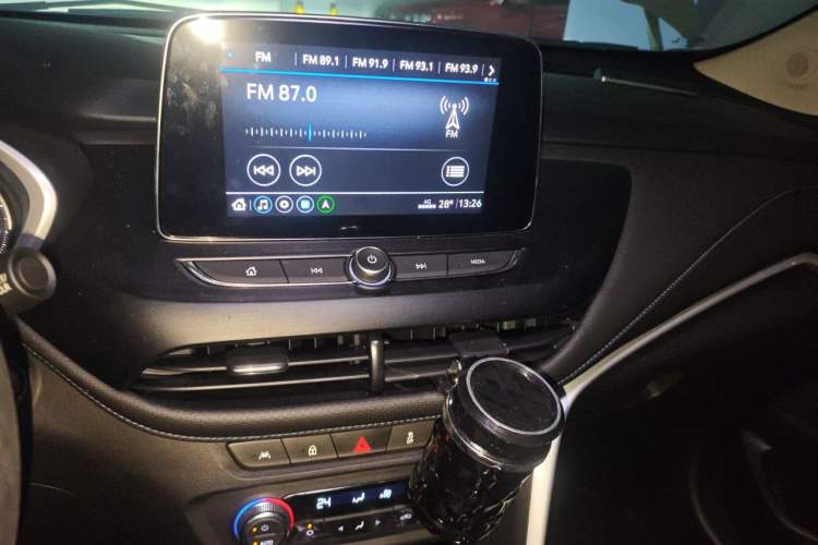 Used Buick Encore 2021 332T CVT Elite Edition Audio And AC Panel